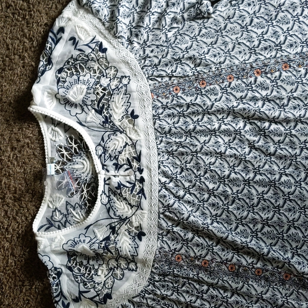 Sundance Popover Top NWOT